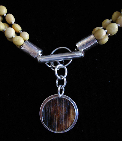 [Linda Koutsky Soybean Necklace with Corn Husk image]