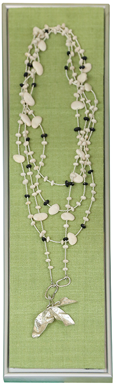 [Linda Koutsky Lima Bean Necklace image]